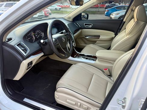 Used 2019 Acura TLX V6 w/ Technology Package image 9