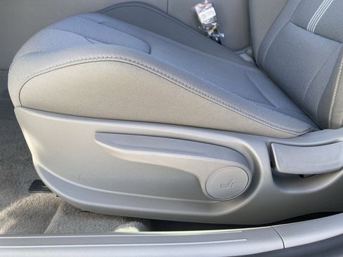 New 2026 Hyundai Elantra SE FWD image 20