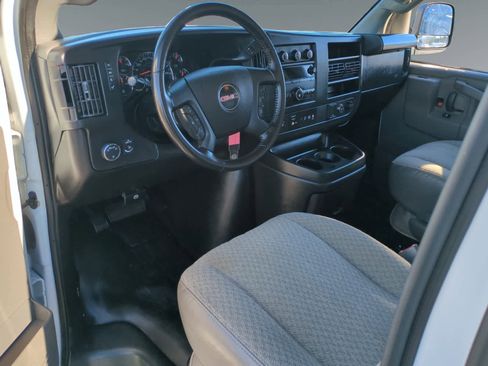 Used 2023 GMC Savana 2500 w/ Driver Convenience Package image 10