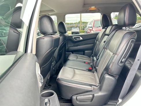 Used 2019 Nissan Pathfinder SL AWD/4WD image 20