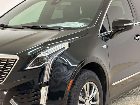 Used 2022 Cadillac XT5 Premium Luxury w/ Technology Package FWD image 12