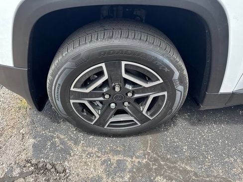 New 2026 Jeep Cherokee Laredo AWD/4WD image 8