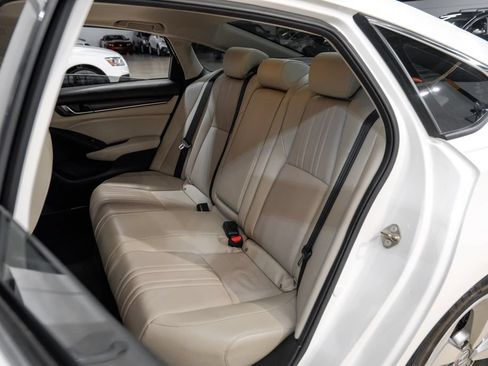 Used 2018 Honda Accord Touring image 50