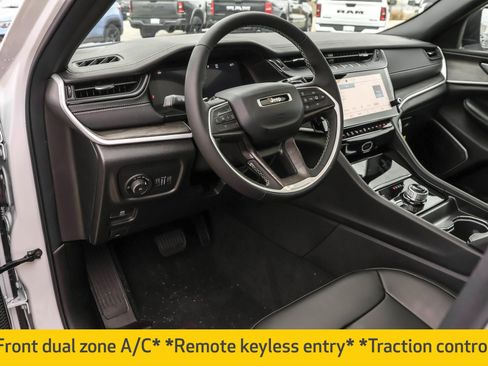 New 2026 Jeep Grand Cherokee Limited w/ Limited Altitude Package image 4