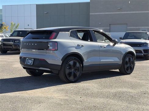 Used 2026 Volvo EX30 Cross Country Ultra image 6