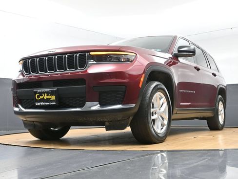 Used 2023 Jeep Grand Cherokee L Laredo AWD/4WD image 45
