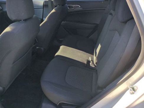 Used 2024 Kia Sportage LX image 26