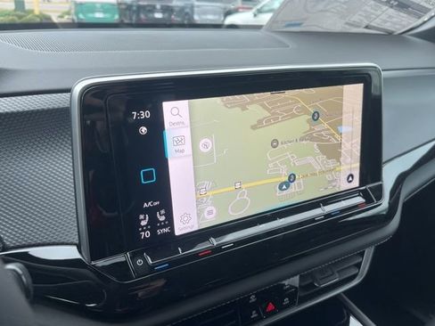 New 2026 Volkswagen Atlas Cross Sport SEL Premium R-Line AWD/4WD image 14