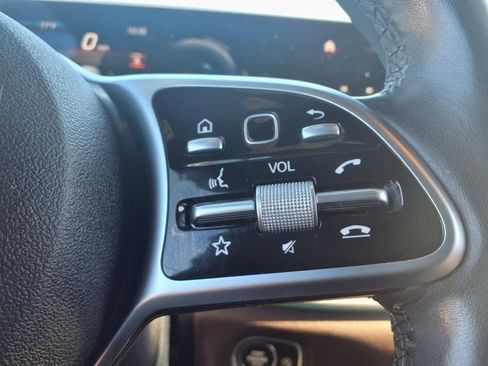 Used 2022 Mercedes-Benz GLE 350 4MATIC image 21