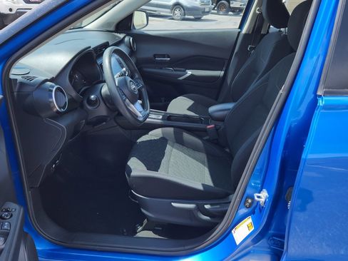 Used 2022 Nissan Kicks SV FWD image 23