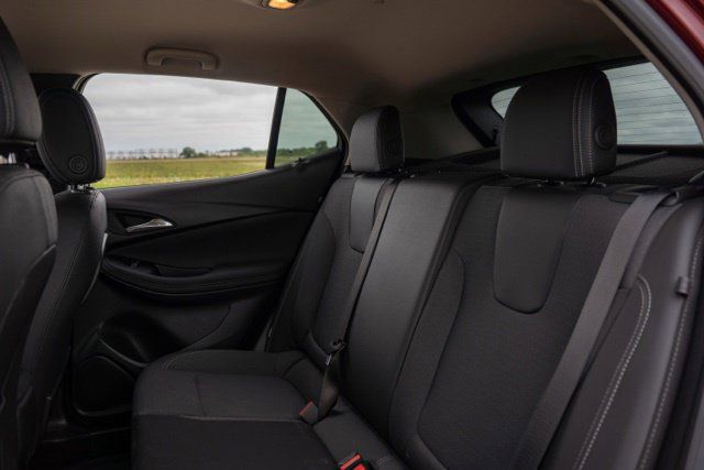Used 2023 Buick Encore GX Preferred w/ Cold Weather Comfort Package AWD/4WD image 15