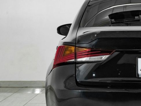 Used 2018 Lexus IS 300 AWD w/ Comfort Package image 49