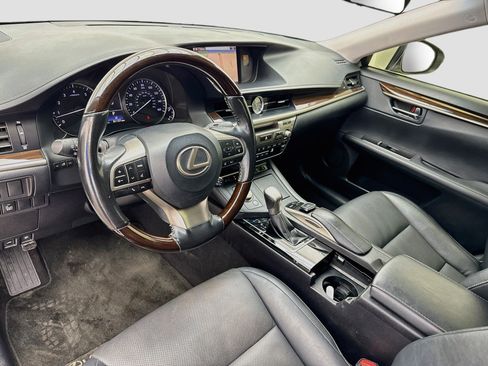 Used 2016 Lexus ES 350 w/ Navigation System Package FWD image 7