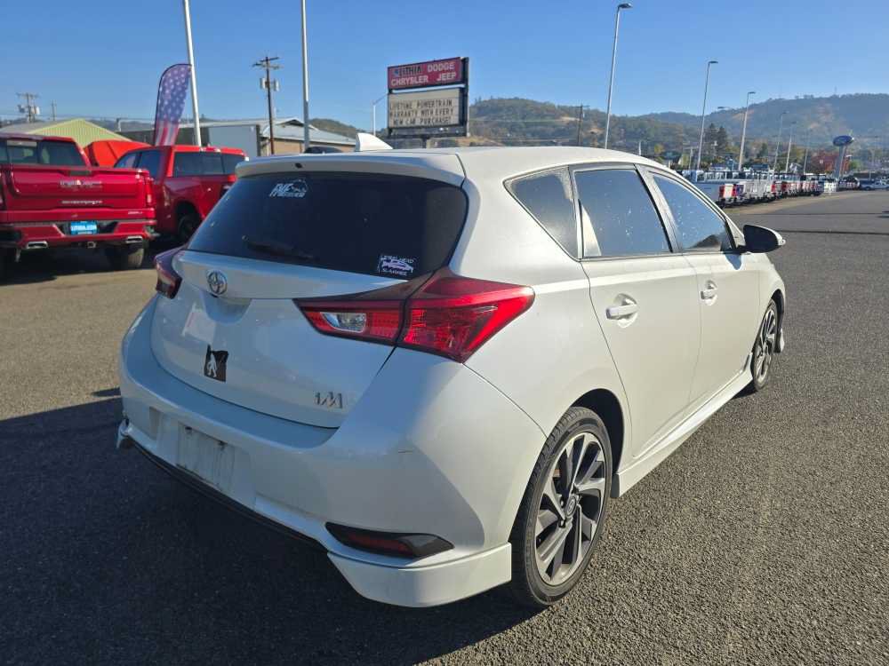 Used 2016 Scion iM FWD image 3
