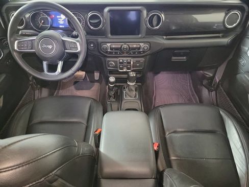 Used 2021 Jeep Wrangler Unlimited Sahara AWD/4WD image 14