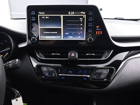 Used 2020 Toyota C-HR LE FWD image 26