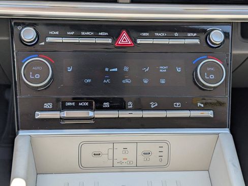 Used 2026 Hyundai Santa Fe SEL AWD/4WD image 24