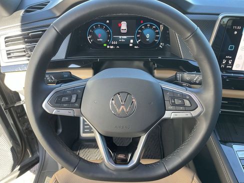 New 2026 Volkswagen Atlas Cross Sport SEL R-Line image 19