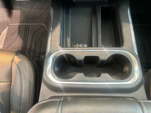 Used 2019 Chevrolet Silverado 1500 LTZ w/ LTZ Premium Package AWD/4WD image 22