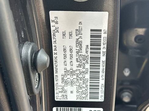 Certified 2018 Toyota Tacoma TRD Sport w/ Technology Package image 35