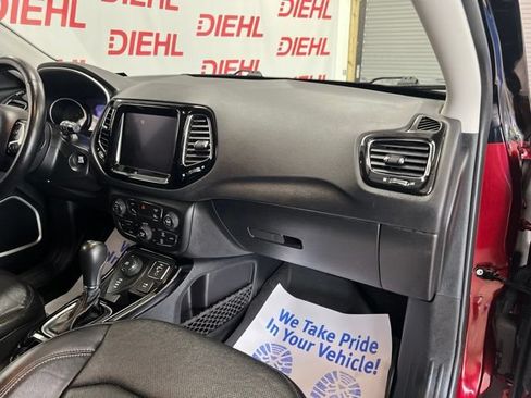Used 2021 Jeep Compass Limited w/ Elite Interior Group AWD/4WD image 13