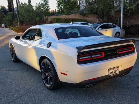 Used 2021 Dodge Challenger R/T Scat Pack w/ Plus Package image 6