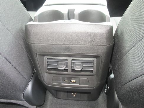 New 2026 GMC Canyon Elevation w/ Convenience Package RWD image 29