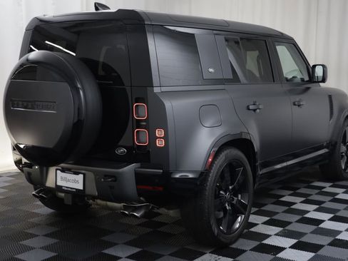 Used 2023 Land Rover Defender 110 Carpathian Edition AWD/4WD image 18