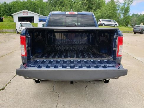 Used 2022 RAM 1500 Big Horn AWD/4WD image 9