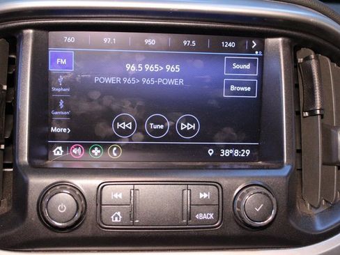 Used 2022 Chevrolet Colorado LT w/ LT Convenience Package image 21