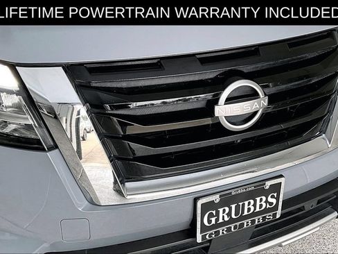 Used 2024 Nissan Pathfinder SL w/ SL Premium Package FWD image 38