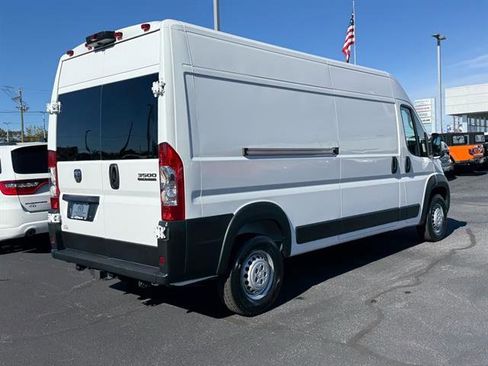 New 2026 RAM ProMaster 3500 w/ Convenience Group image 3