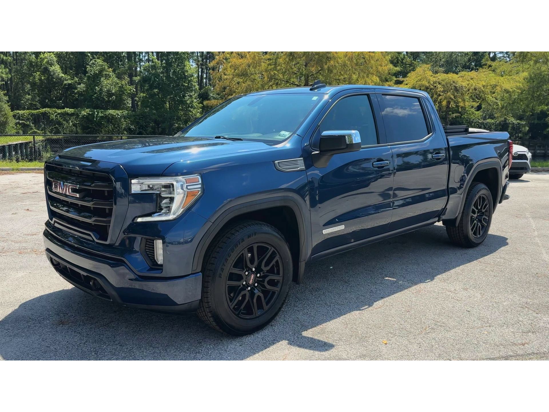 Certified 2021 GMC Sierra 1500 Elevation RWD image 4
