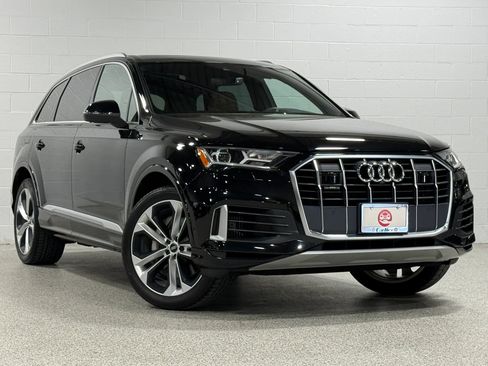Used 2022 Audi Q7 3.0T Premium Plus w/ Premium Plus Package AWD/4WD image 4