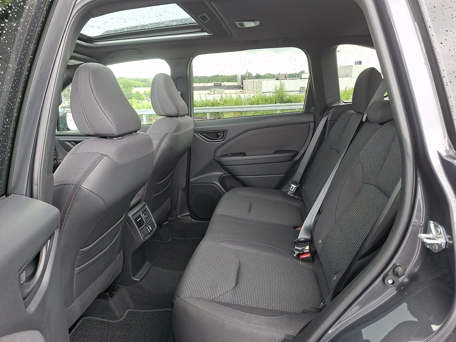 Certified 2025 Subaru Forester Premium AWD/4WD image 10