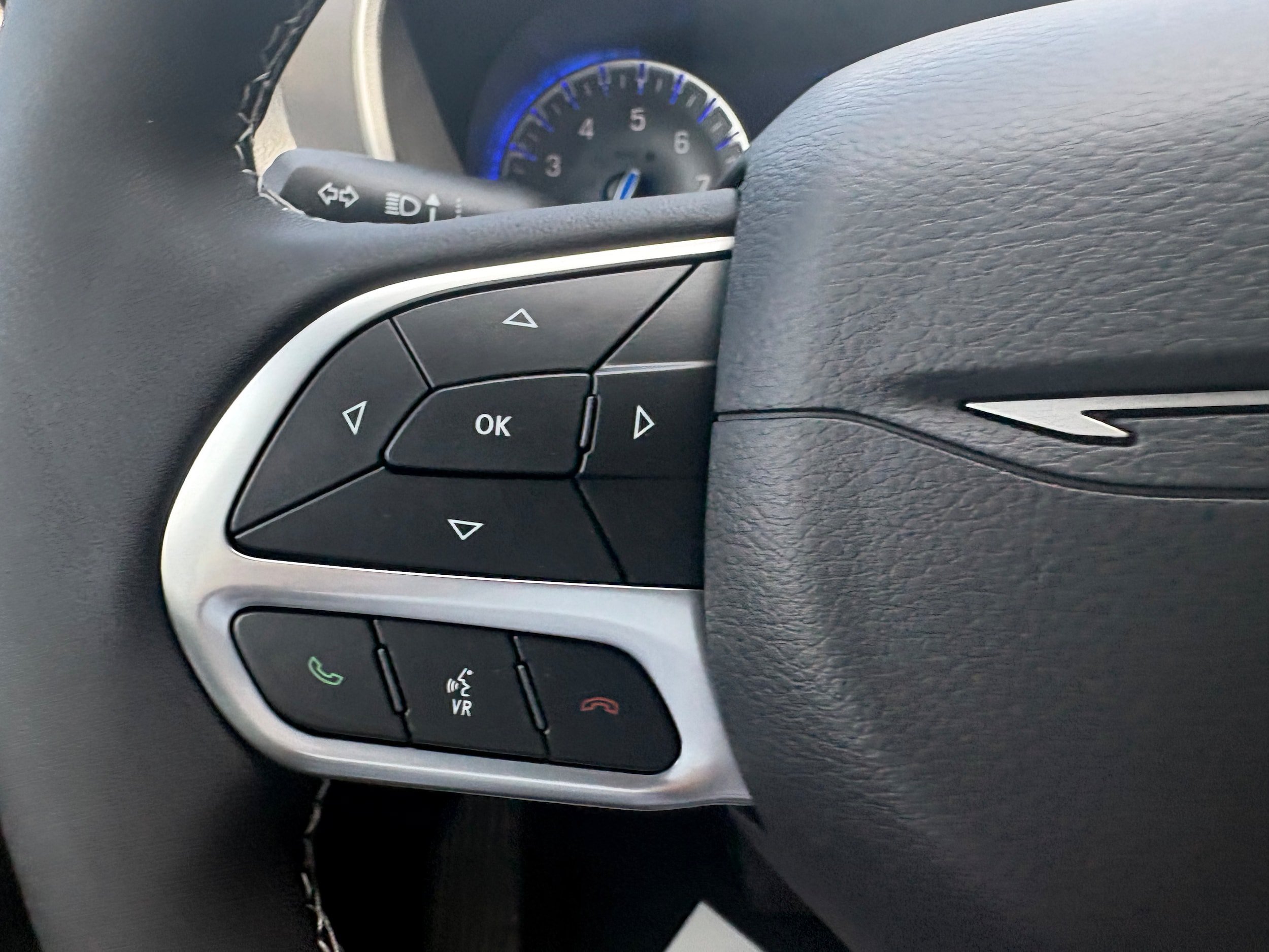 New 2027 Chrysler Pacifica Select FWD image 20