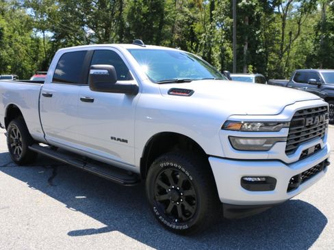 Used 2026 RAM 2500 Big Horn AWD/4WD image 10