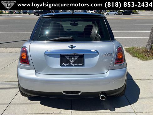 Used 2009 MINI Cooper Hardtop image 6