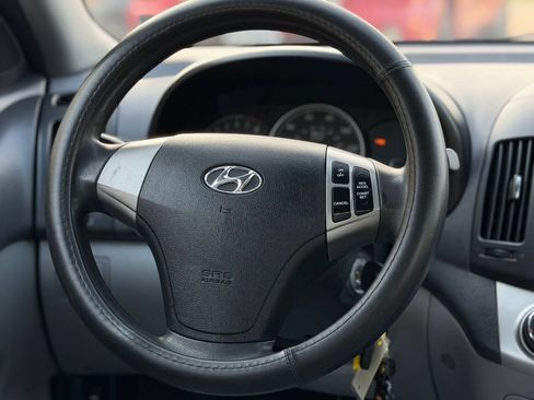 Used 2010 Hyundai Elantra GLS FWD image 15