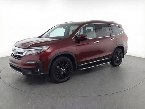 Used 2022 Honda Pilot Touring image 3