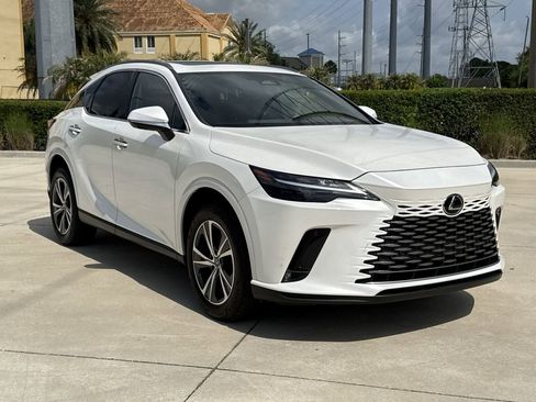 Used 2025 Lexus RX 350 Premium w/ Accessory Package (Z1) FWD image 12