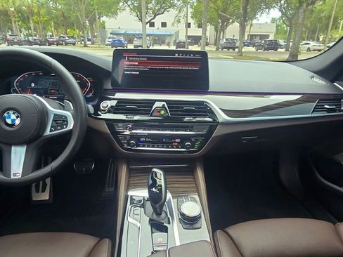Used 2023 BMW 530i w/ Executive Package RWD image 28