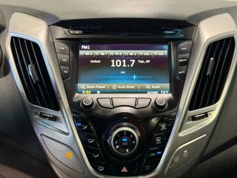 Used 2016 Hyundai Veloster w/ Option Group 02 image 15