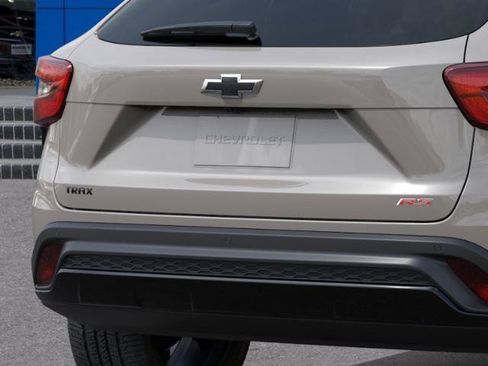 New 2026 Chevrolet Trax RS w/ Driver Confidence Package FWD image 14