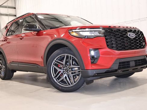 New 2026 Ford Explorer ST w/ Sun And Sound Package AWD/4WD image 40
