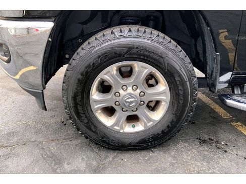 Used 2024 RAM 2500 Big Horn image 10