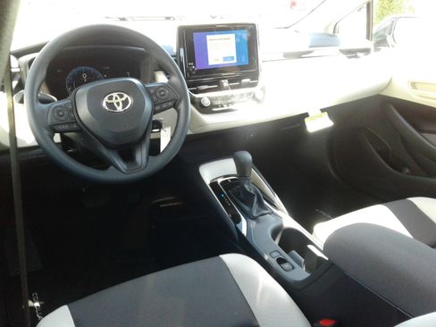 New 2026 Toyota Corolla LE image 4
