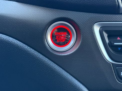 Used 2022 Honda Pilot TrailSport image 36