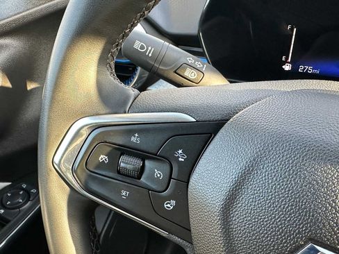 Used 2025 Chevrolet Trax LT w/ LT Convenience Package image 31