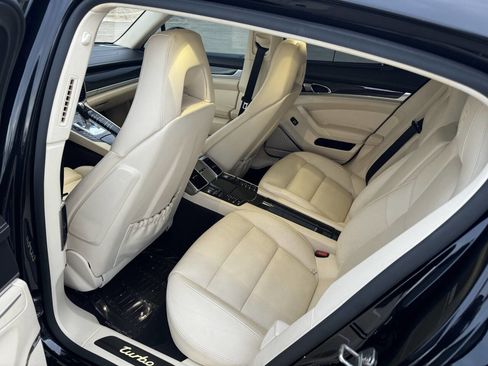 Used 2016 Porsche Panamera Turbo S image 10
